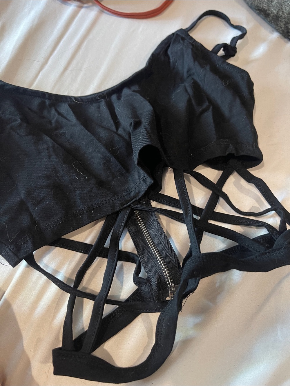 SHEIN Black Strappy Bralette with Front Zipper Detail